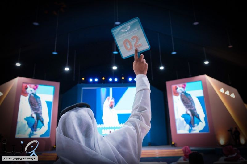 المزاد الدولي لمزارع إنتاج الصقور ينطلق في ملهم بمشاركة محلية ودولية المزاد الدولي لمزارع إنتاج الصقور ينطلق في ملهم بمشاركة محلية ودولية