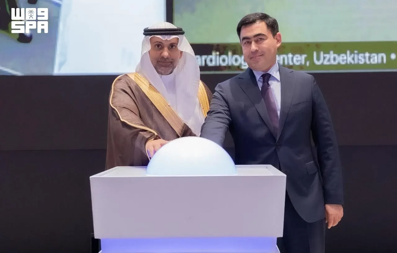 وزير الصحة يدشّن الربط الرقمي بين مستشفى صحة الافتراضي ووزارة الصحة الأوزبكية