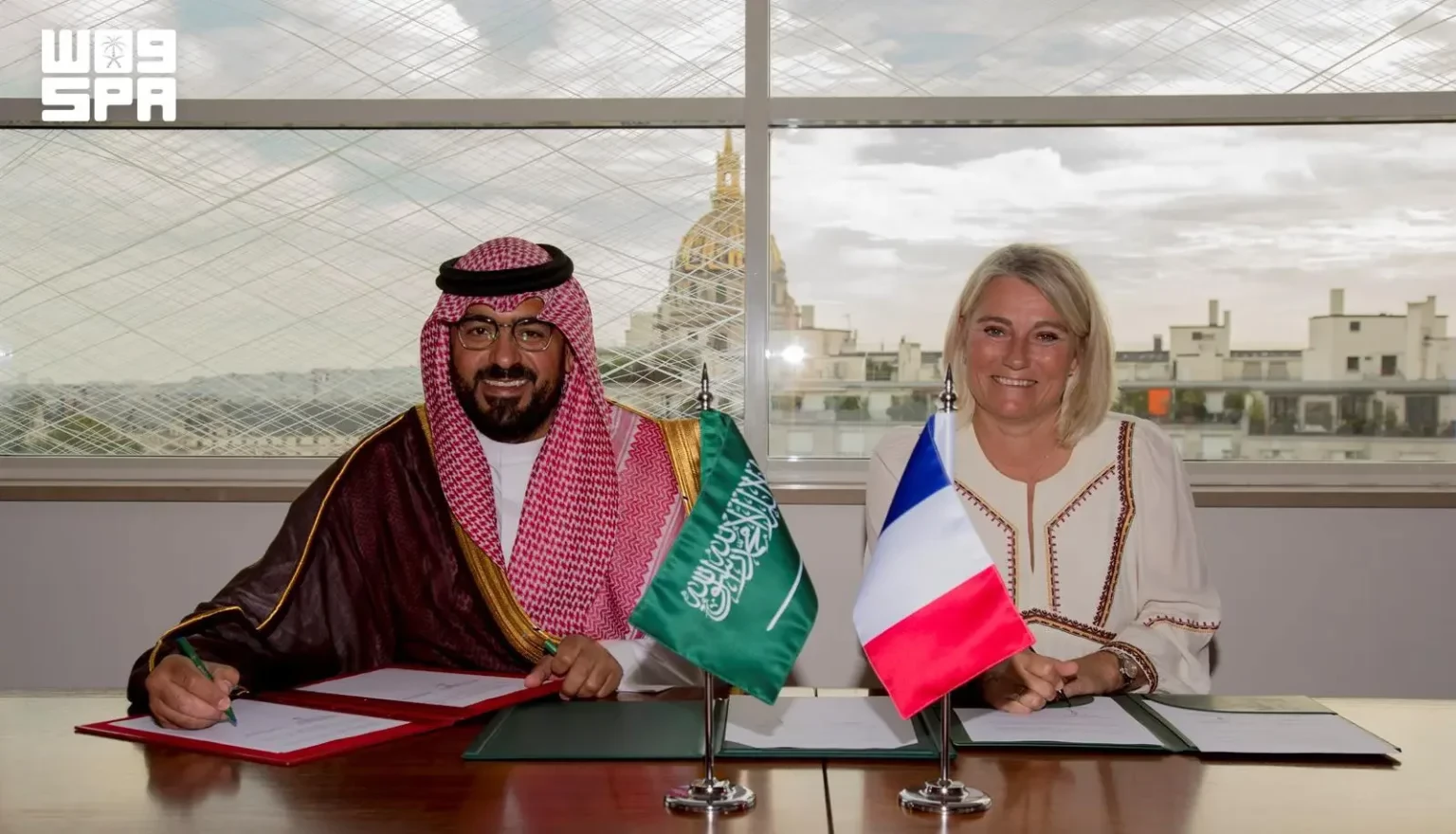 مذكرة تفاهم سعودية فرنسية لتعزيز التعاون الصحي وتطوير الذكاء الاصطناعي في الرعاية الصحية