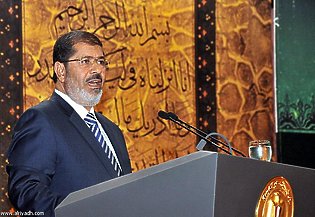 الرئيس المصري مرسي يزور إيران نهاية أغسطس