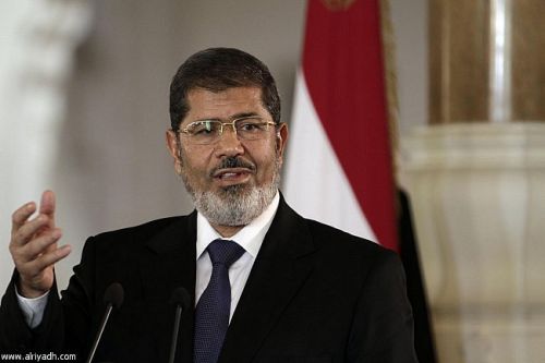 مرسي يقصي النائب العام عن منصبه ويعينه سفيرا للفاتيكان