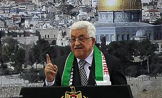 عباس يطلب مساعدة روسيا للتحقيق في وفاة عرفات