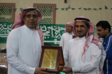 بحضور اللاعب الدولي السابق شايع النفيسة مدارس الجامعة تختتم مباريات دوري كرة القدم