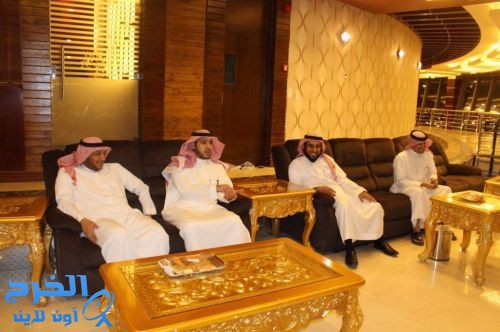 وفد مركز تدريب القيادات التربوية بجامعة الملك سعود في زيارة لمحافظة الخرج