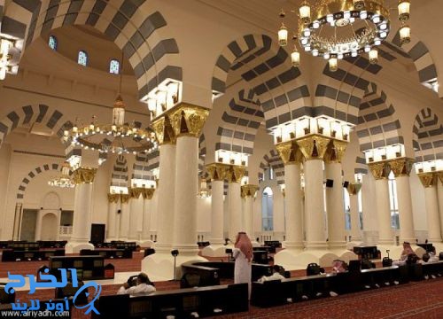  "الشؤون الإسلامية"تنفي إيقاف مكافآت الأئمة والمؤذنين