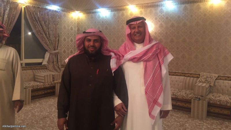الأمير خالد بن سعد يزور آل المحاول في منزله