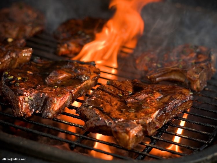 دراسة أمريكية: اللحم المشوي يزيد من ارتفاع ضغط الدم بنسبة 17٪