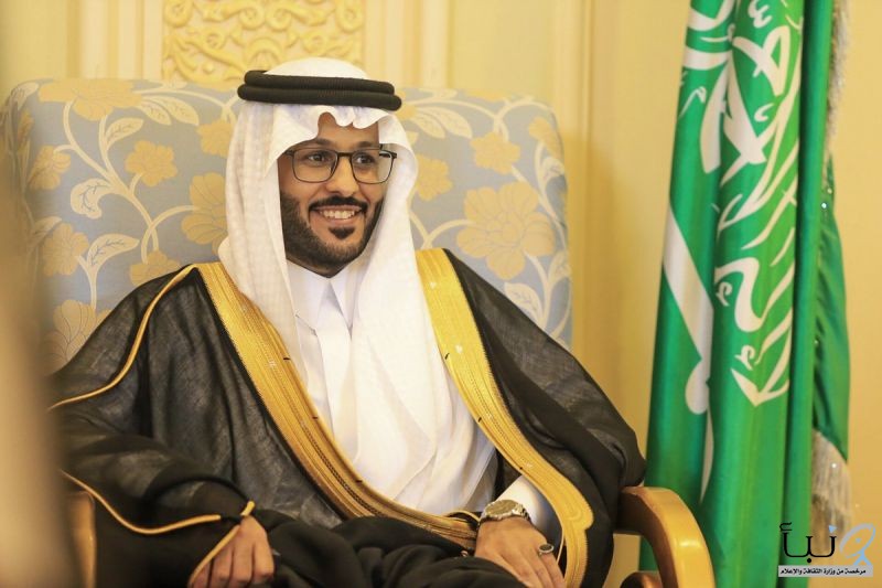 دخول  عبدالعزيز المعيذر القفص الذهبي