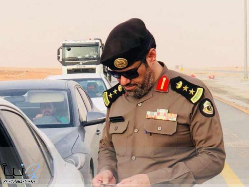 بقيادة العقيد العتيبي مدير  شرطة  #الخرج وقيادة دوريات امن طريق الرياض #الخرج عمل نقطة أمنيه موسميه مشتركه بالتوضحيه