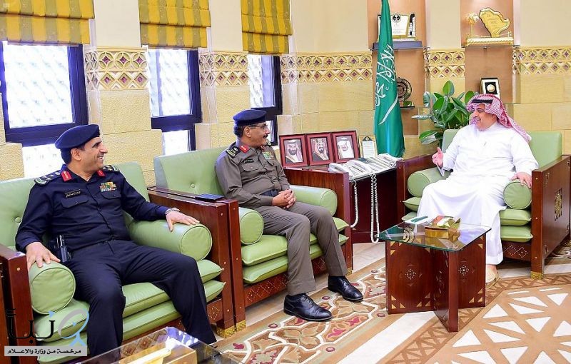 وكيل إمارة منطقة الرياض يستقبل مدير شرطة المنطقة ومدير الإدارة العامة لدوريات الأمن بمنطقة الرياض