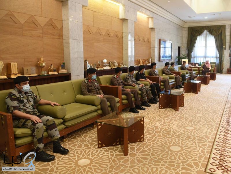 سمو الأمير فيصل بن بندر يستقبل أعضاء اللجنة الأمنية الدائمة بمنطقة الرياض