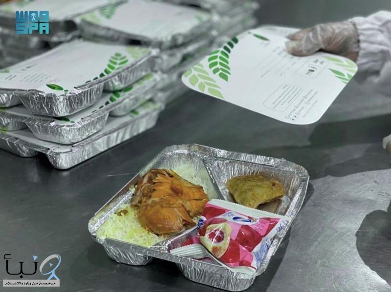 جمعية " خيرات" توزّع أكثر من 13 ألف وجبة يوميًا على المستفيدين بمدينة الرياض