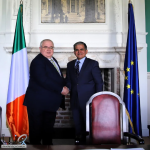 رئيس البرلمان الإيرلندي يستعرض مع المشيطي العلاقات الثنائية بين البلدين
