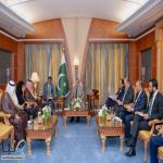 القصبي يلتقي رئيس وزراء باكستان.. و 5 وزراء ومسؤولين في اليوم الثاني للاجتماع الخاص للمنتدى الاقتصادي العالمي بالرياض