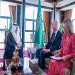 أمير تبوك يستقبل القنصل العام الفرنسي