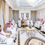 أمير المنطقة الشرقية ونائبه يعزّيان الشيخ عبدالرحمن الدوسري في وفاة شقيقه