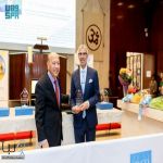 المندوب الدائم للمملكة لدى الأمم المتحدة يتسلّم جائزة “روح الأمم المتحدة 2025” تتويجًا لحضور الدبلوماسية السعودية في مسارات السلام والتنمية المندوب الدائم للمملكة لدى الأمم المتحدة يتسلّم جائزة “روح الأمم المتحدة 2025” تتويجًا لحضور الدبلوماسية السعودية في مسارات السلام والتنمية