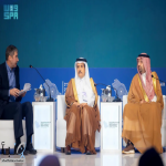 رئيس المنتدى الاقتصادي العالمي: المملكة تتصدر دول المنطقة في توظيف تقنيات الثورة الصناعية الرابعة