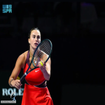 تواصل منافسات بطولة نهائيات رابطة محترفات التنس في الرياض وسط أجواء حماسية