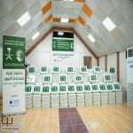 مركز الملك سلمان للإغاثة يواصل توزيع مساعدات التمور في مديريات ساحل حضرموت