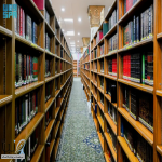 مكتبة المسجد النبوي.. صرح علمي يعزّز حضور العربية في يومها العالمي