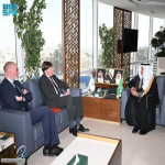 الدكتور عبدالله الربيعة يلتقي رئيس المكتب البريطاني لشؤون السودان