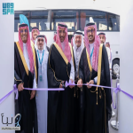 وزير الصناعة والثروة المعدنية يدشّن خطوط إنتاج جديدة لتصنيع الأدوية والمستلزمات الطبية بجدة