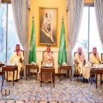 أمير منطقة تبوك يستقبل رؤساء المحاكم والمواطنين ومديري الإدارات الحكومية