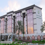 التخصصي بجدة يستأصل ورمين متزامنين في البنكرياس والكبد لمريض يبلغ 74 عامًا باستخدام الروبوت
