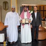 منتجع البليد صلالة بأدارة أنانتارا يكرم المستشار الإعلامي علي بن عايض القرني تقديرًا لإسهاماته في إبراز المنتجع كوجهة سياحية رائدة